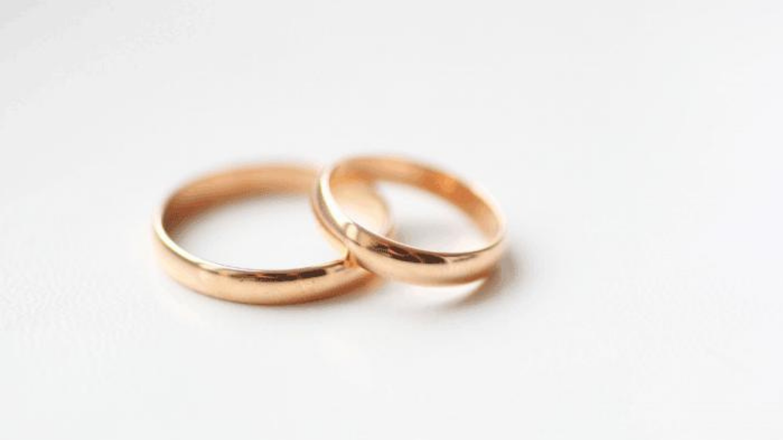 10 Reasons to Buy Wedding Rings
